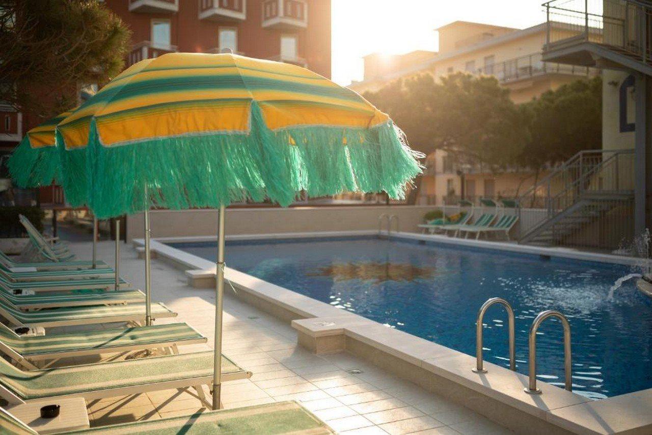 Hotel Kennedy Lido di Jesolo Esterno foto
