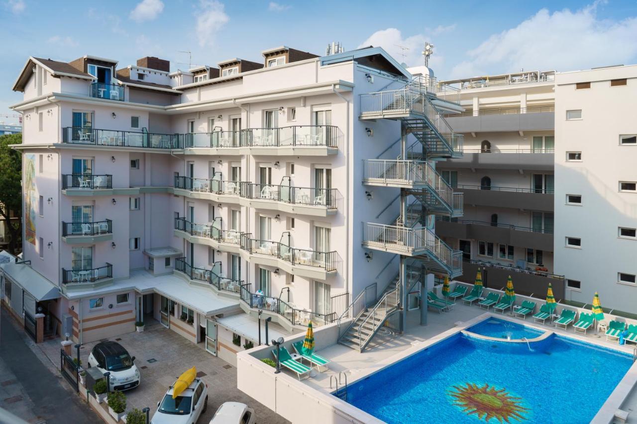 Hotel Kennedy Lido di Jesolo Esterno foto
