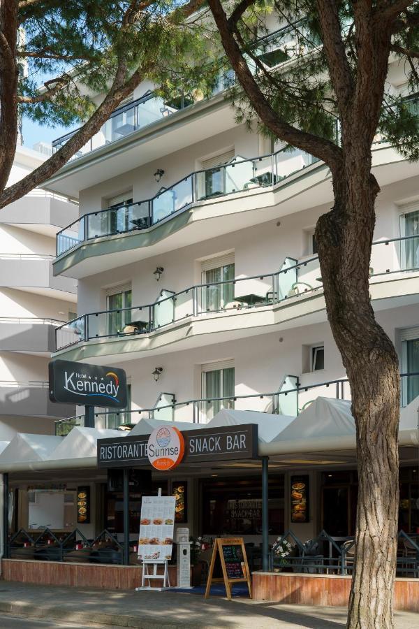 Hotel Kennedy Lido di Jesolo Esterno foto