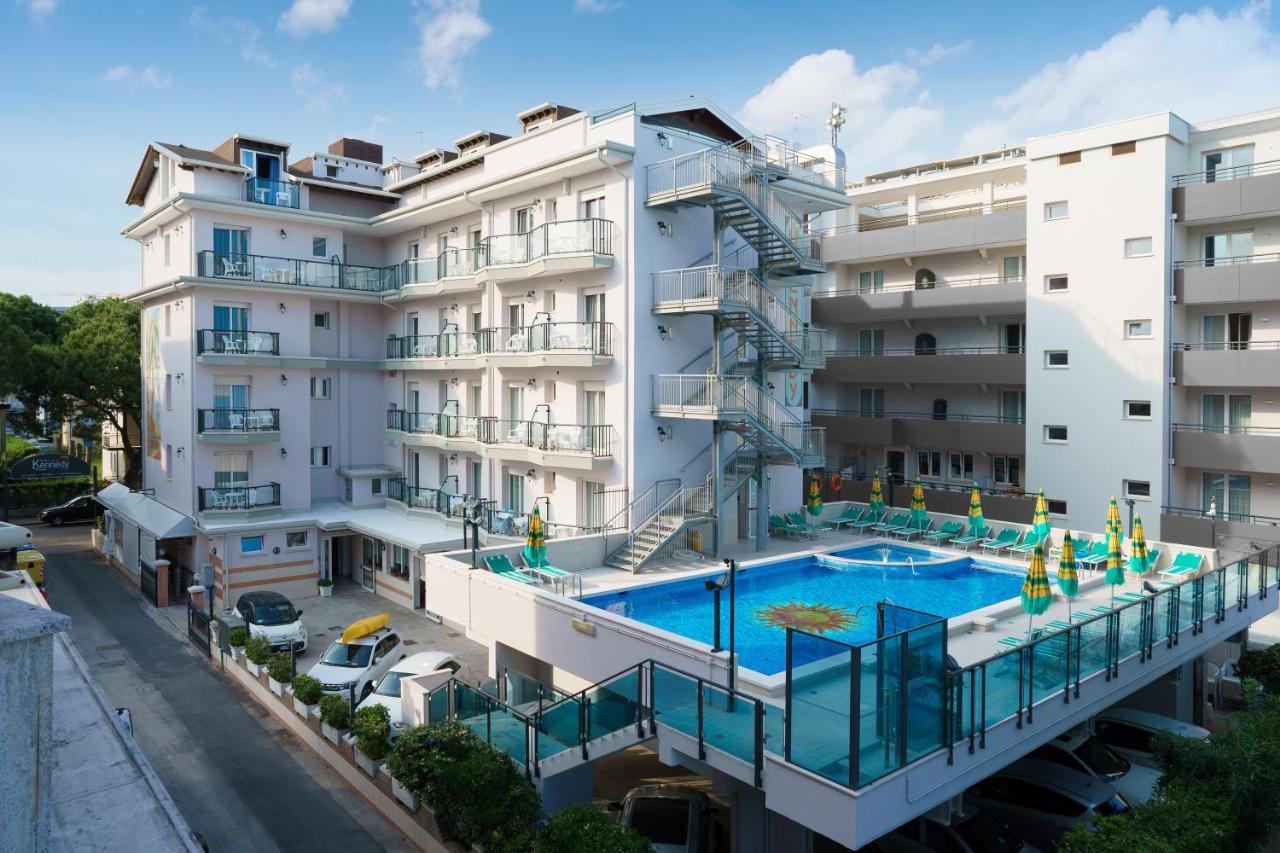 Hotel Kennedy Lido di Jesolo Esterno foto
