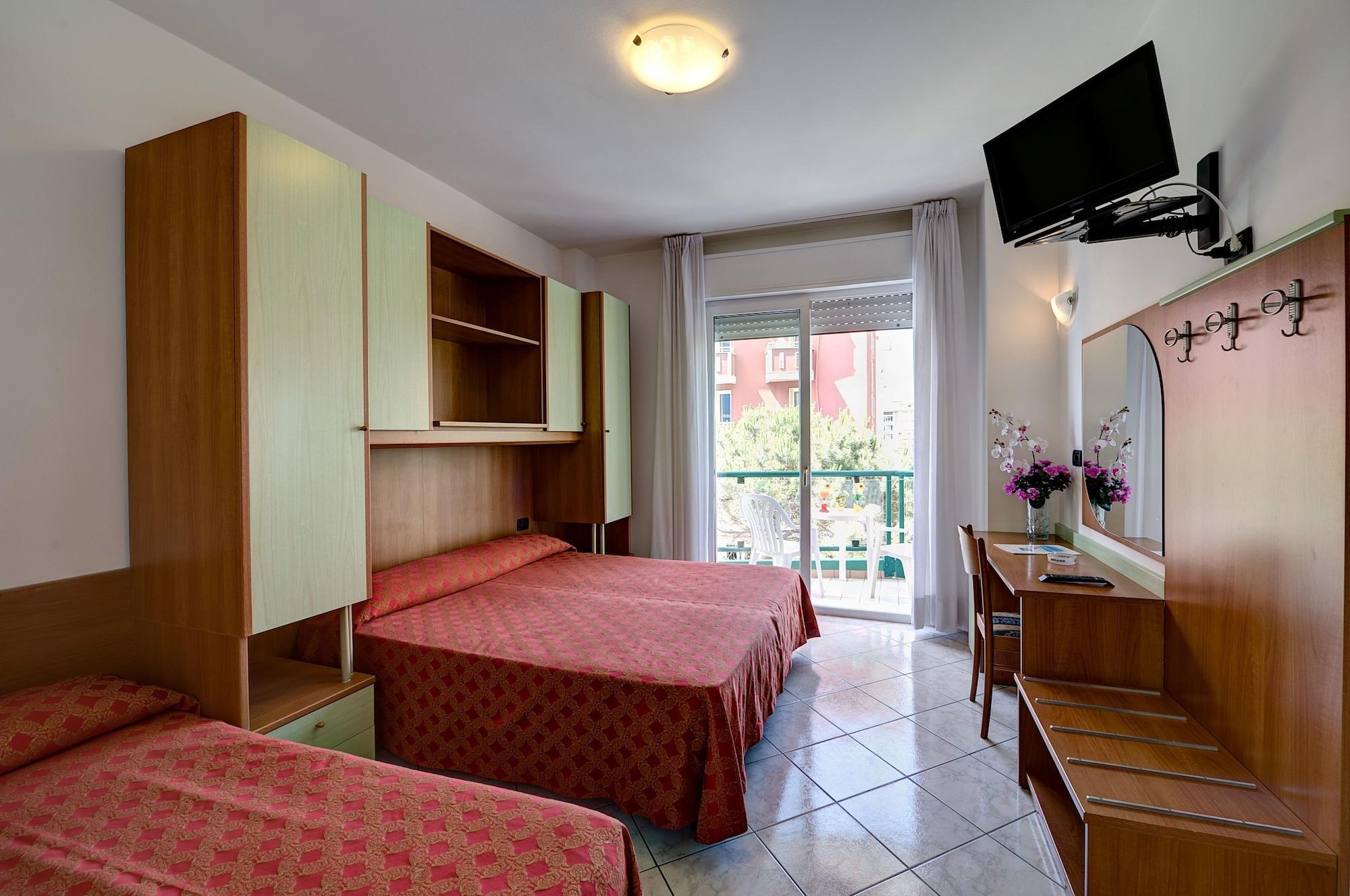 Hotel Kennedy Lido di Jesolo Esterno foto