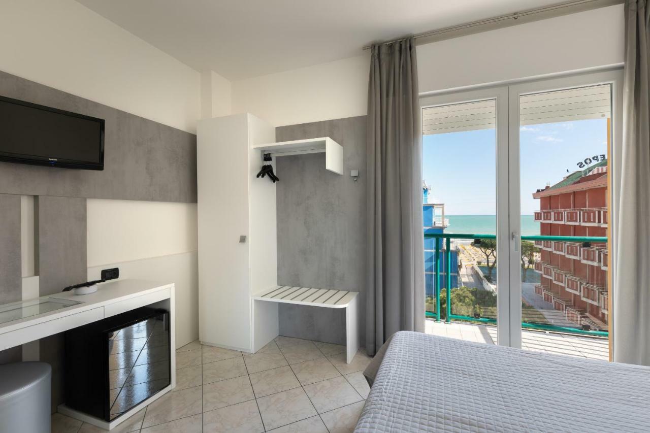Hotel Kennedy Lido di Jesolo Esterno foto