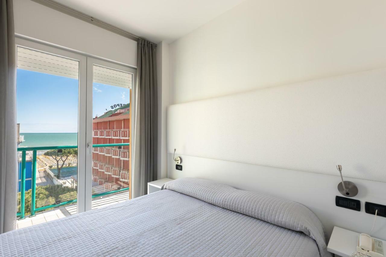 Hotel Kennedy Lido di Jesolo Esterno foto