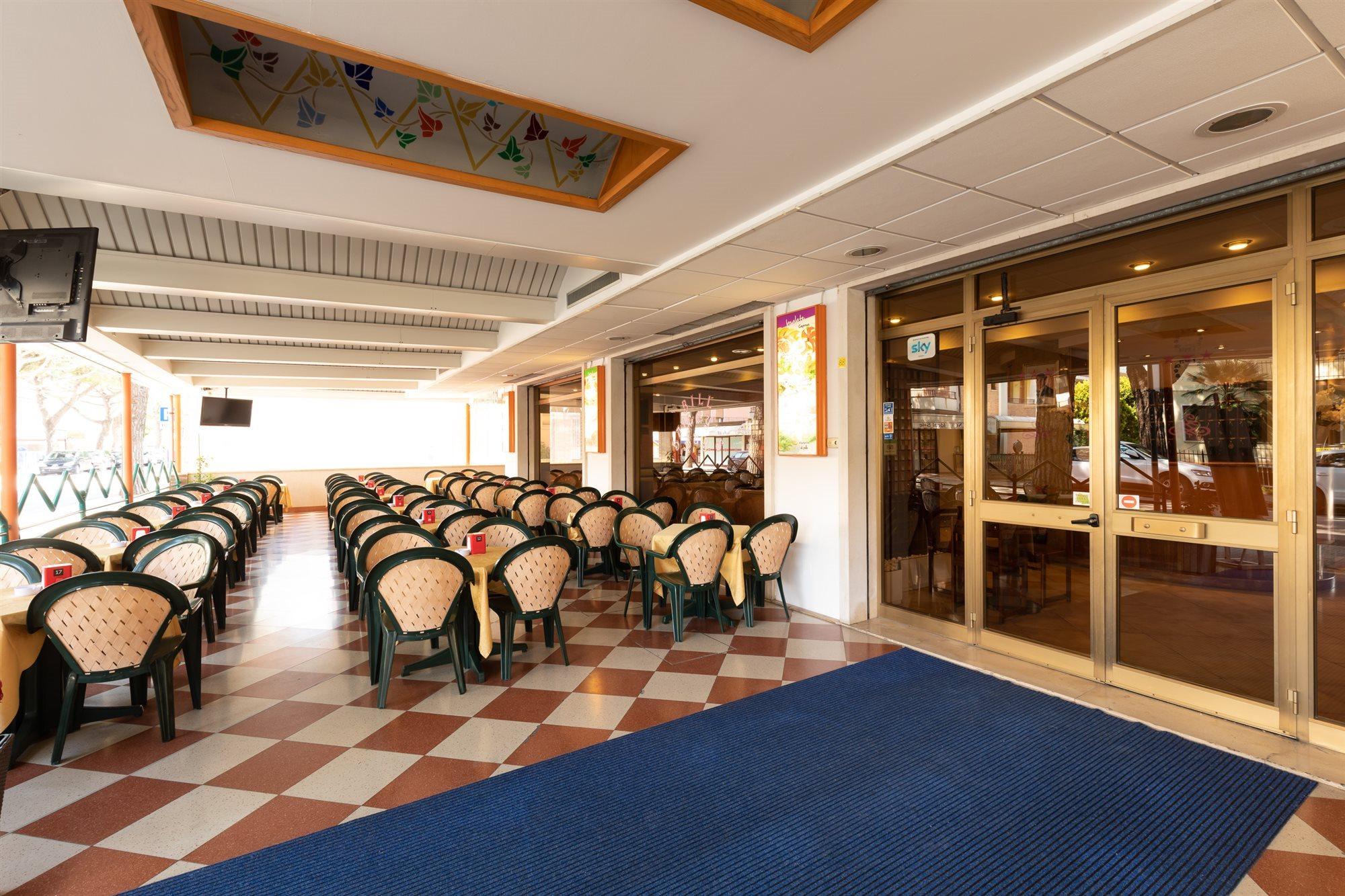 Hotel Kennedy Lido di Jesolo Esterno foto
